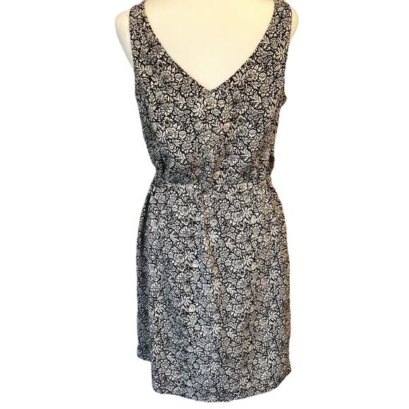 Ann Taylor Loft Black/ Cream Floral V-Neck Sleeveless Mini Dress Size 6 - Picture 3 of 5